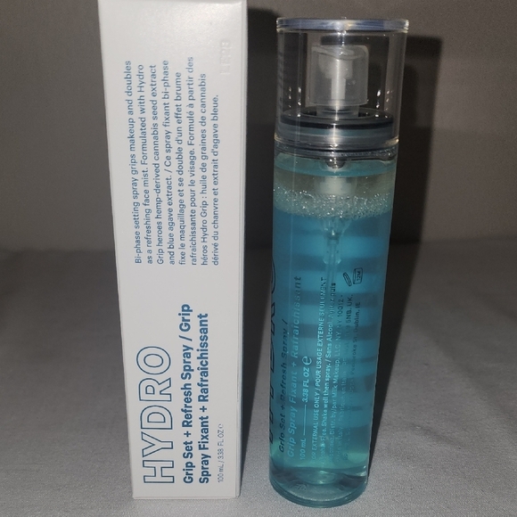 Milk Makeup Setting Spray - Blue and Silver - Picture 9 of 9